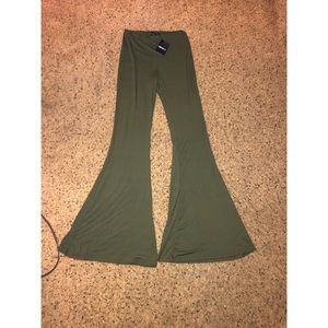 Wide leg pants from Forever 21.